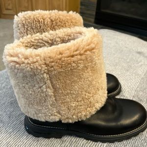 UGG black leather boots in excellent condition! Fits size 9-9.5